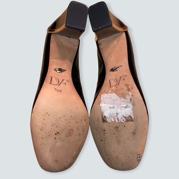 DIANE VON FURSTENBERG PATENT LEATHER HEELS 7.5 Black - Picture 6 of 9